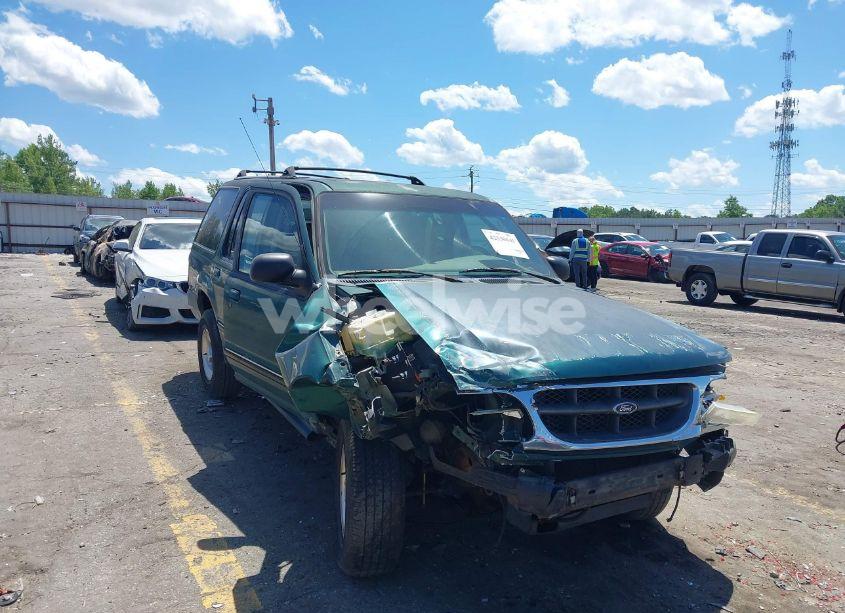 2000 Ford Explorer XLT (VIN 1FMZU63E6YUA99994) main photo