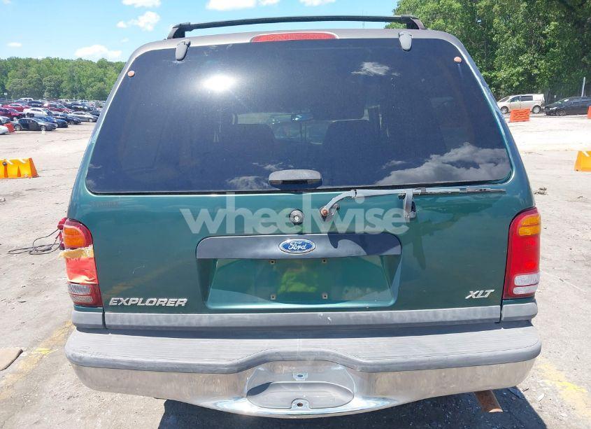 Photo 15 of 2000 Ford Explorer XLT (VIN 1FMZU63E6YUA99994)
