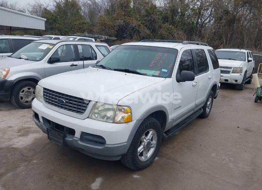 Photo 2 of 2002 Ford Explorer XLT (VIN 1FMZU63E72ZB62529)