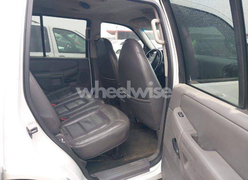 Photo 8 of 2002 Ford Explorer XLT (VIN 1FMZU63E72ZB62529)