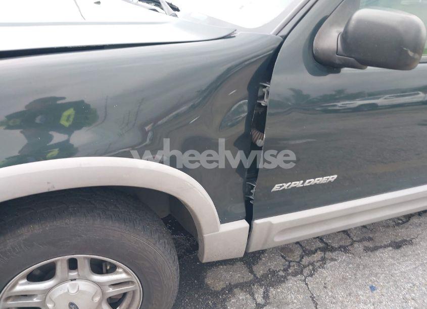 Photo 12 of 2002 Ford Explorer XLT (VIN 1FMZU63E82UC41964)