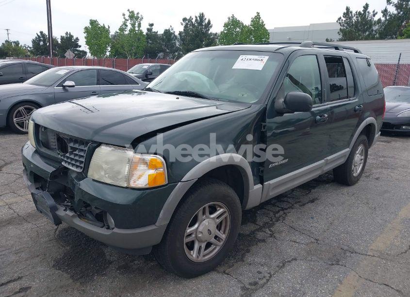 Photo 2 of 2002 Ford Explorer XLT (VIN 1FMZU63E82UC41964)