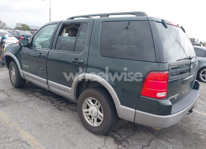 Photo 3 of 2002 Ford Explorer XLT (VIN 1FMZU63E82UC41964)