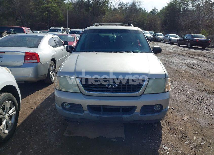 Photo 6 of 2002 Ford Explorer XLT (VIN 1FMZU63E82UC85365)