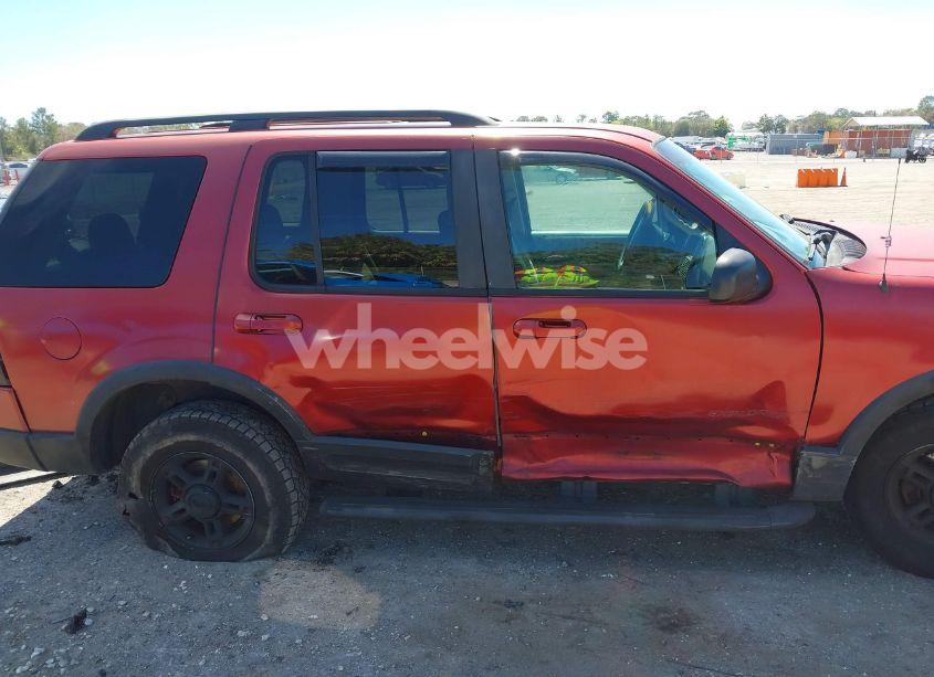 Photo 14 of 2002 Ford Explorer XLT (VIN 1FMZU63E92UA37142)