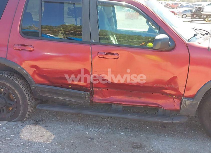 Photo 6 of 2002 Ford Explorer XLT (VIN 1FMZU63E92UA37142)