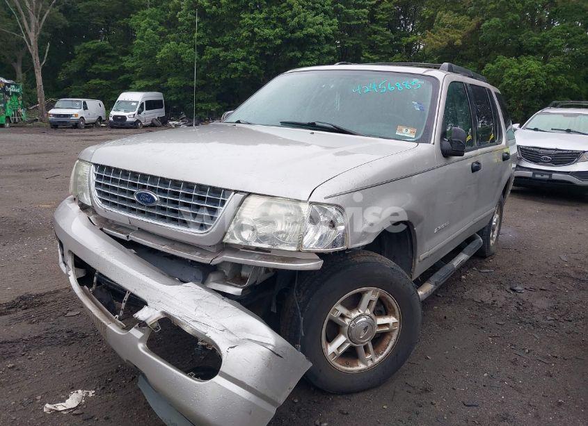 Photo 2 of 2005 Ford Explorer XLT/XLT SPORT (VIN 1FMZU63E95UA19907)