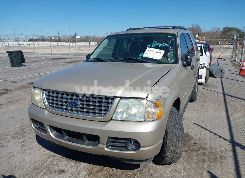 Photo 6 of 2004 Ford Explorer XLT (VIN 1FMZU63K04ZA42287)