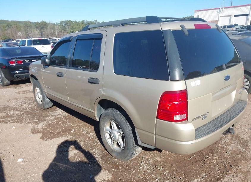 Photo 3 of 2005 Ford Explorer XLT/XLT SPORT (VIN 1FMZU63K05UC03252)