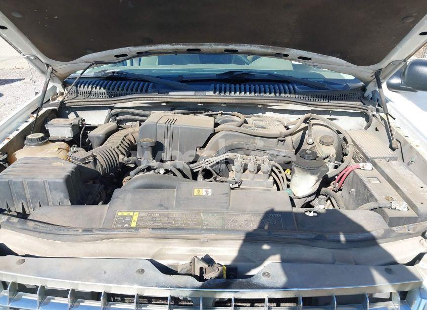 Photo 10 of 2003 Ford Explorer NBX/XLT (VIN 1FMZU63K13UA10895)