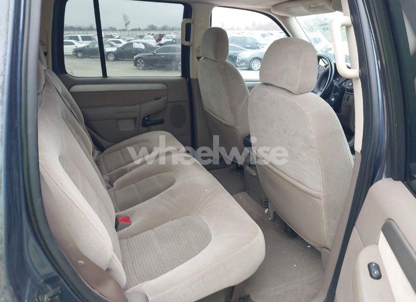 Photo 8 of 2004 Ford Explorer XLT (VIN 1FMZU63K14UB62998)