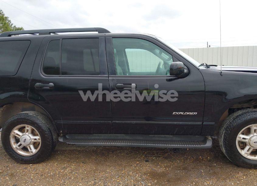 Photo 14 of 2005 Ford Explorer XLT/XLT SPORT (VIN 1FMZU63K15UA97278)