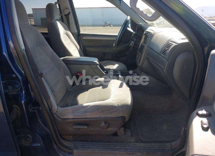 Photo 5 of 2004 Ford Explorer XLT (VIN 1FMZU63K24ZA86906)