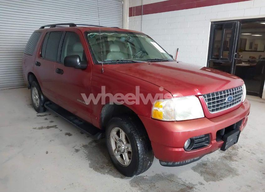 2004 Ford Explorer XLT (VIN 1FMZU63K24ZB32931) main photo