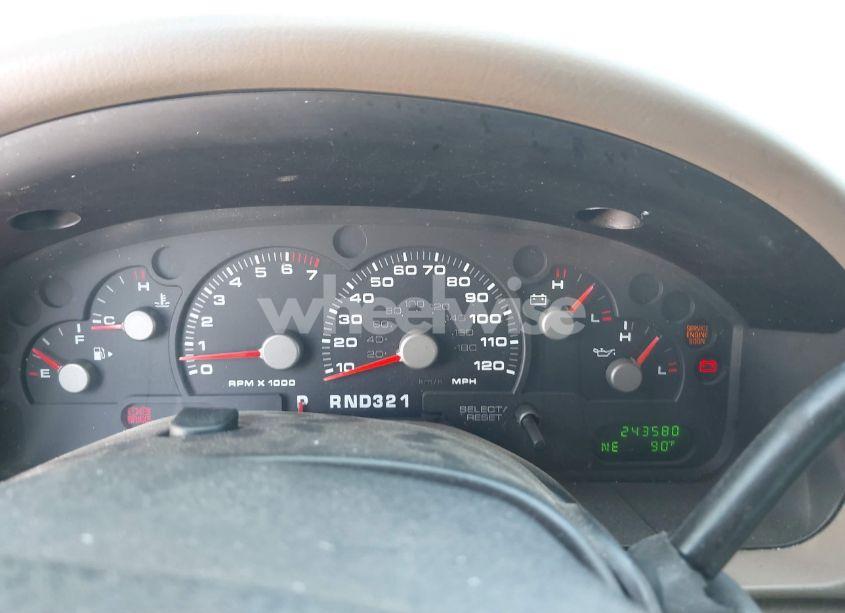 Photo 7 of 2004 Ford Explorer XLT (VIN 1FMZU63K24ZB32931)