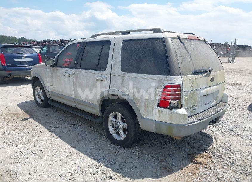 Photo 3 of 2002 Ford Explorer XLT (VIN 1FMZU63K32UD23218)