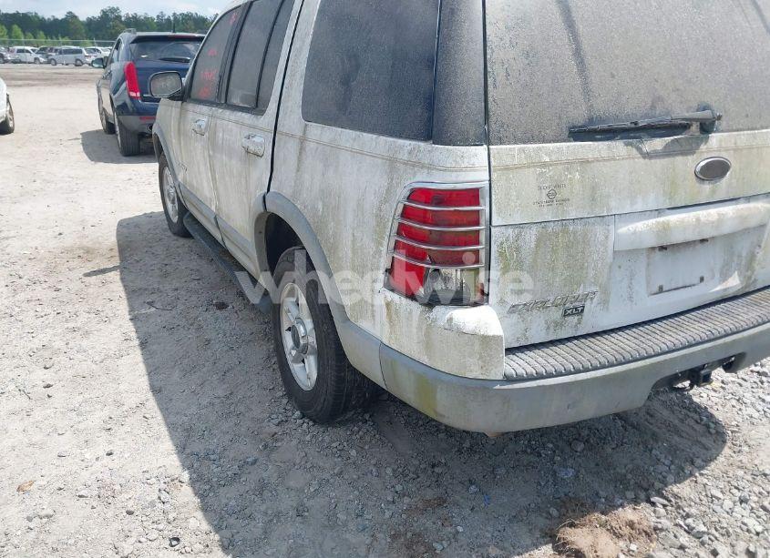 Photo 6 of 2002 Ford Explorer XLT (VIN 1FMZU63K32UD23218)