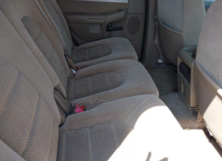 Photo 8 of 2004 Ford Explorer XLT (VIN 1FMZU63K34ZB18424)