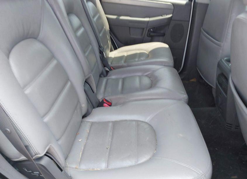 Photo 8 of 2005 Ford Explorer XLT/XLT SPORT (VIN 1FMZU63K35UB86687)