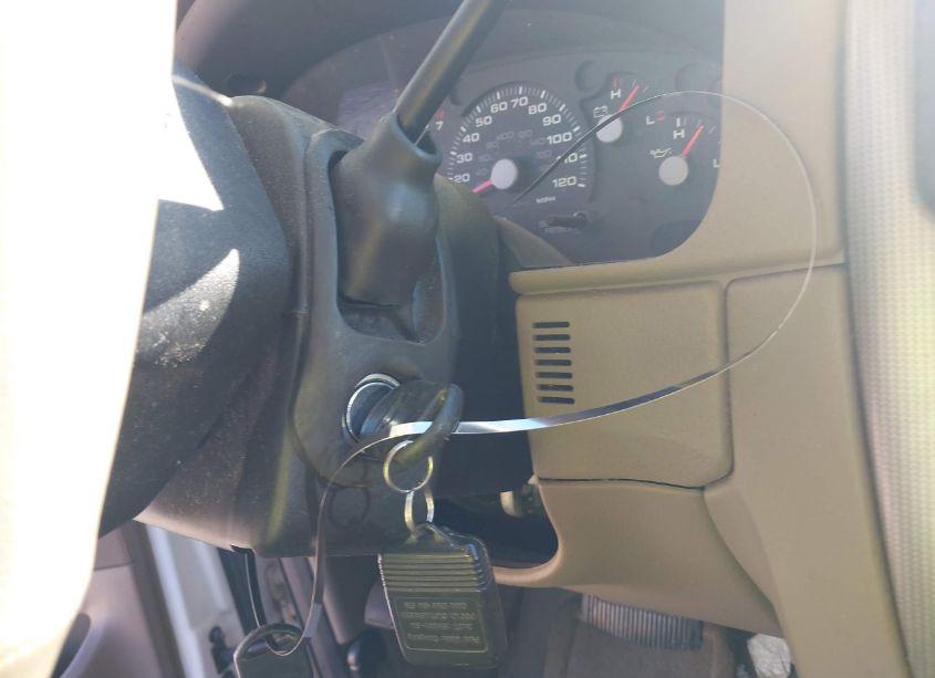 Photo 11 of 2004 Ford Explorer XLT (VIN 1FMZU63K44UB63529)