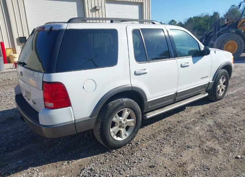 Photo 4 of 2004 Ford Explorer XLT (VIN 1FMZU63K44UB63529)