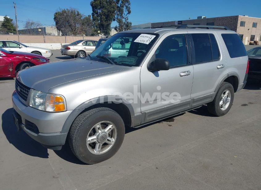 Photo 2 of 2002 Ford Explorer XLT (VIN 1FMZU63K52ZC76339)