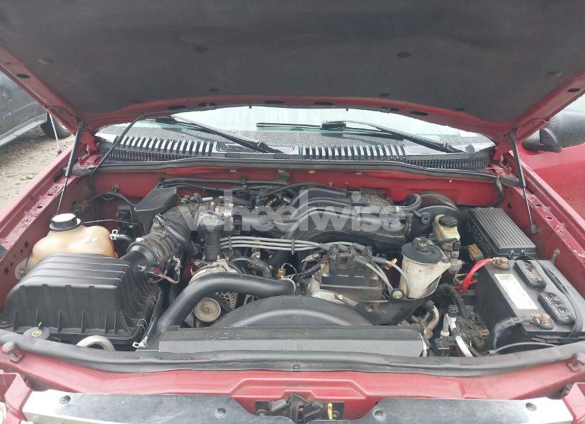 Photo 10 of 2004 Ford Explorer XLT (VIN 1FMZU63K54UB88794)