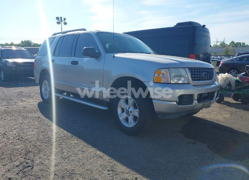 2005 Ford Explorer XLT/XLT SPORT (VIN 1FMZU63K65UA05372) main photo