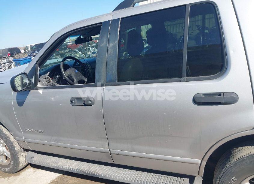 Photo 14 of 2005 Ford Explorer XLT/XLT SPORT (VIN 1FMZU63K65UC04003)