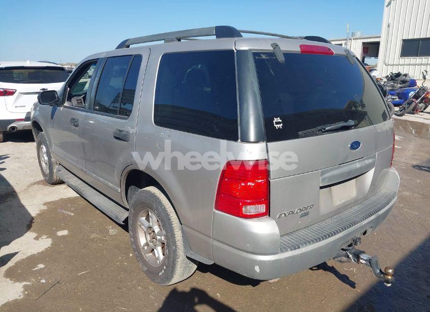 Photo 3 of 2005 Ford Explorer XLT/XLT SPORT (VIN 1FMZU63K65UC04003)