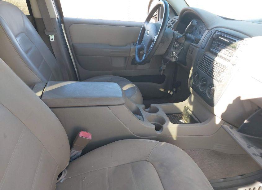 Photo 5 of 2002 Ford Explorer XLT (VIN 1FMZU63K72ZC64371)