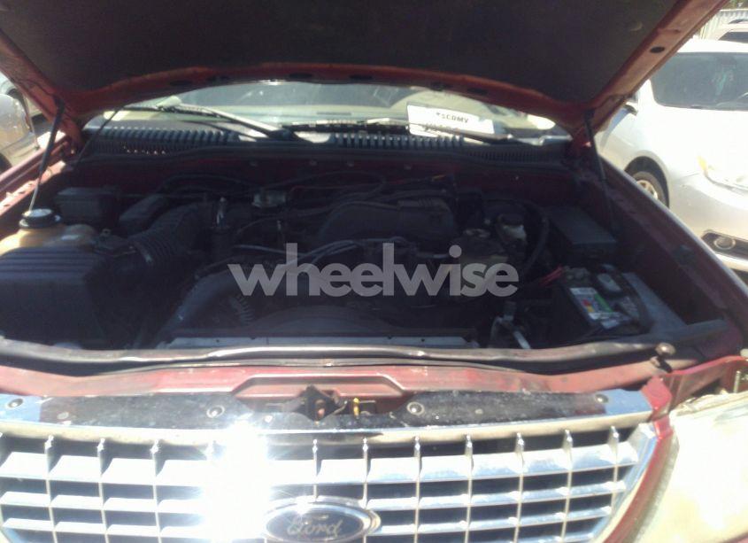 Photo 10 of 2003 Ford Explorer (VIN 1FMZU63K73UA44887)