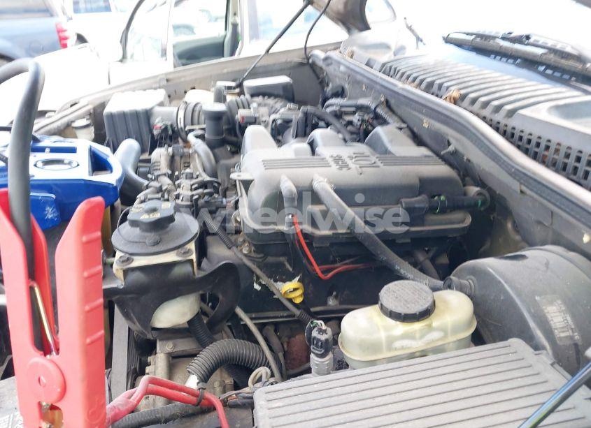 Photo 10 of 2004 Ford Explorer XLT (VIN 1FMZU63K74ZA73620)