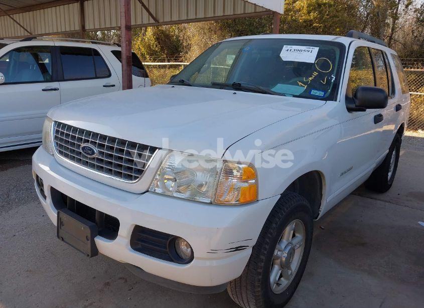 Photo 6 of 2005 Ford Explorer XLT/XLT SPORT (VIN 1FMZU63K75ZA02189)