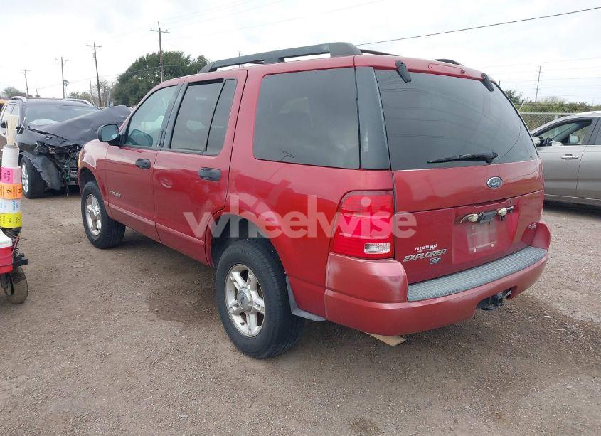 Photo 3 of 2005 Ford Explorer XLT/XLT SPORT (VIN 1FMZU63K85UA52080)
