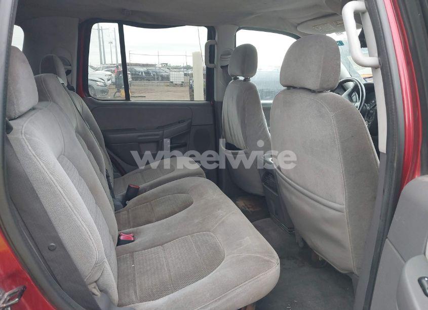 Photo 7 of 2005 Ford Explorer XLT/XLT SPORT (VIN 1FMZU63K85UA52080)