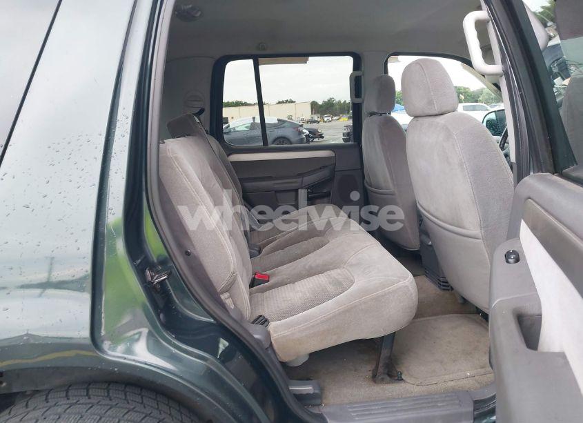 Photo 8 of 2004 Ford Explorer XLT (VIN 1FMZU63K94UB41039)