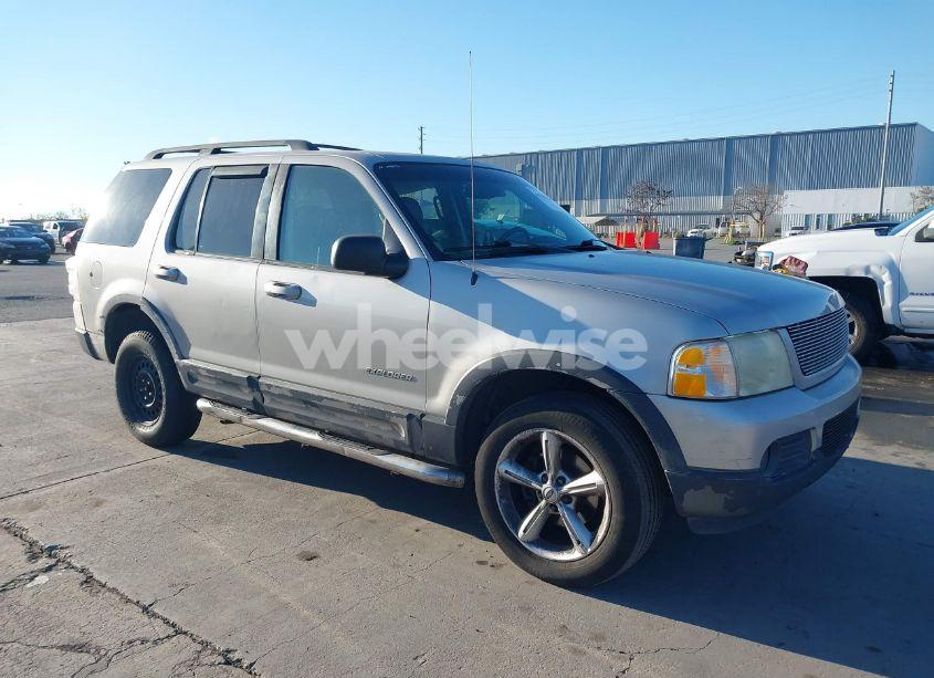2002 Ford Explorer XLT (VIN 1FMZU63KX2ZC92021) main photo