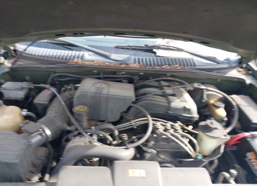 Photo 10 of 2003 Ford Explorer (VIN 1FMZU63KX3UB59774)