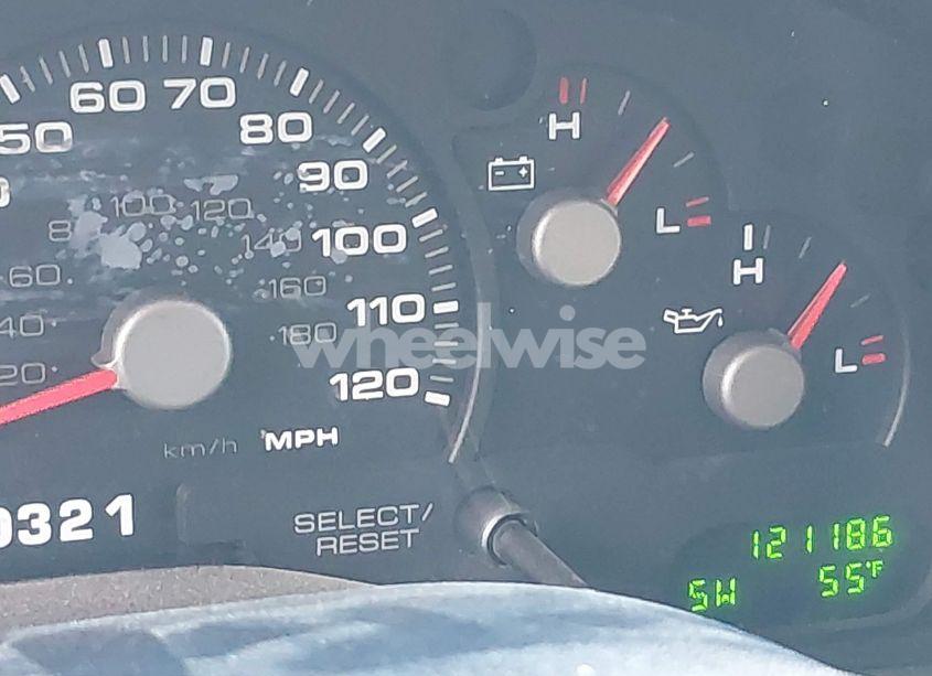 Photo 15 of 2004 Ford Explorer XLT (VIN 1FMZU63KX4UA80767)