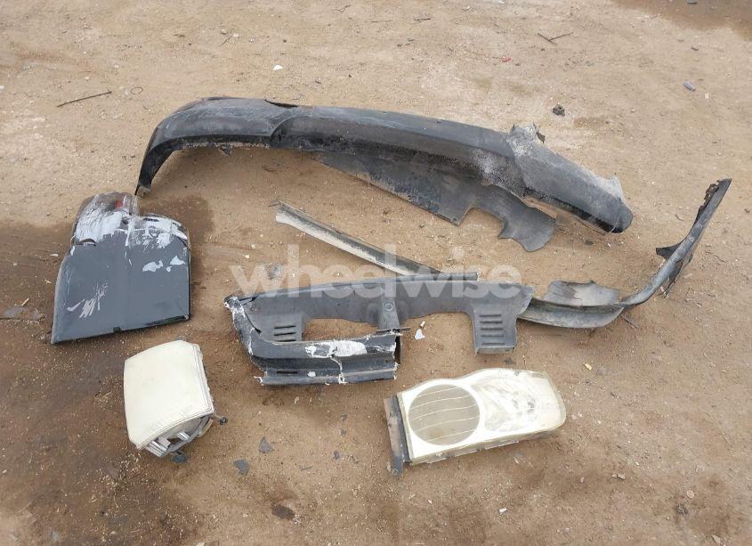 Photo 12 of 2004 Ford Explorer XLT (VIN 1FMZU63KX4UB12164)