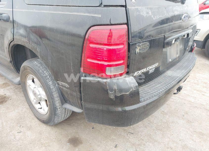 Photo 13 of 2004 Ford Explorer XLT (VIN 1FMZU63KX4UB12164)