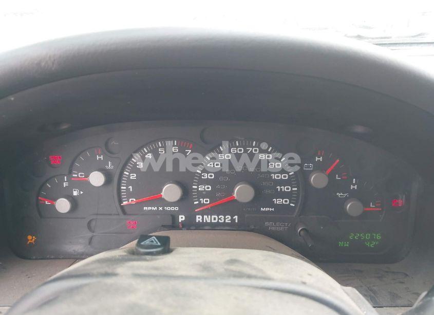 Photo 7 of 2004 Ford Explorer XLT (VIN 1FMZU63KX4UB12164)