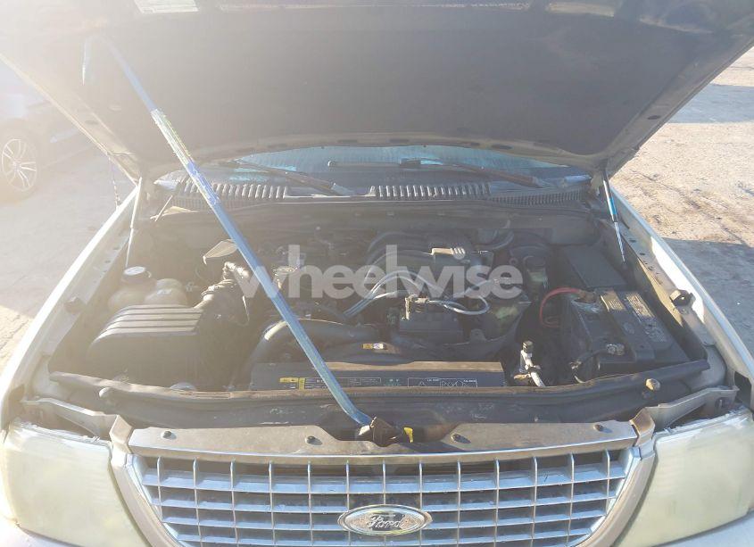 Photo 10 of 2004 Ford Explorer XLT (VIN 1FMZU63KX4UC06187)