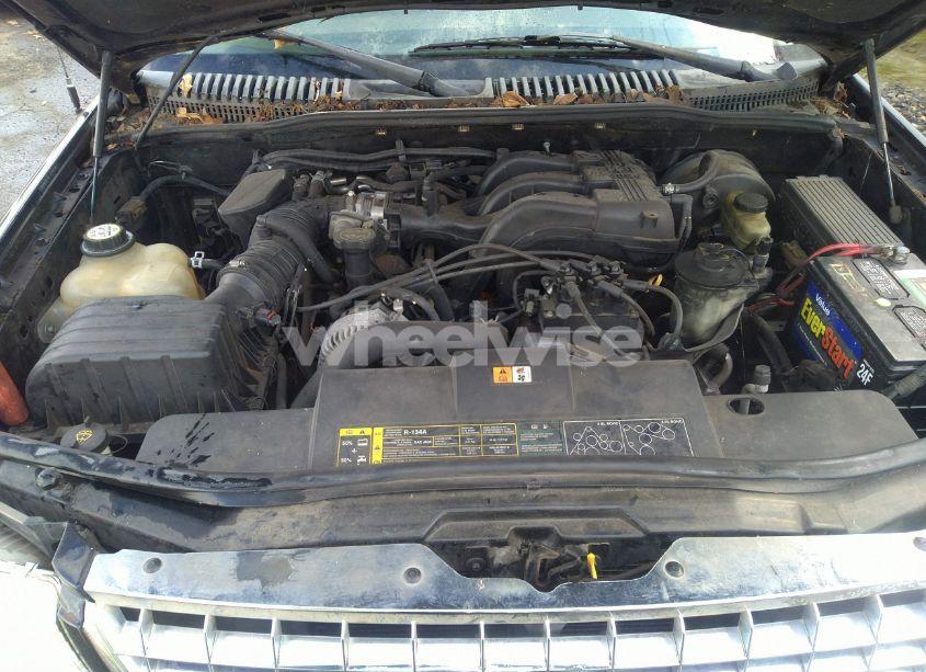 Photo 10 of 2004 Ford Explorer XLT (VIN 1FMZU63KX4ZA05201)