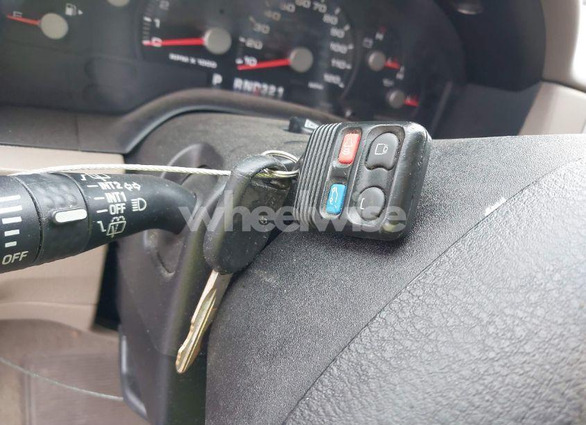 Photo 11 of 2005 Ford Explorer XLT/XLT SPORT (VIN 1FMZU63KX5UA03057)