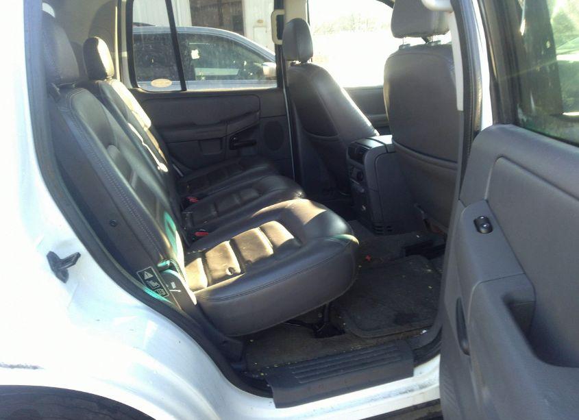 Photo 8 of 2002 Ford Explorer XLT (VIN 1FMZU63W62UD46771)