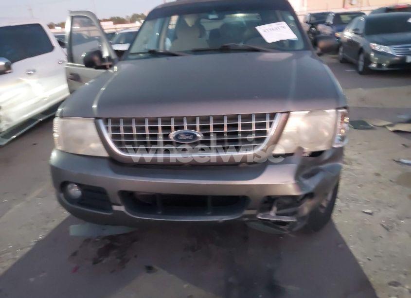 Photo 12 of 2004 Ford Explorer XLT (VIN 1FMZU63W64UB66077)