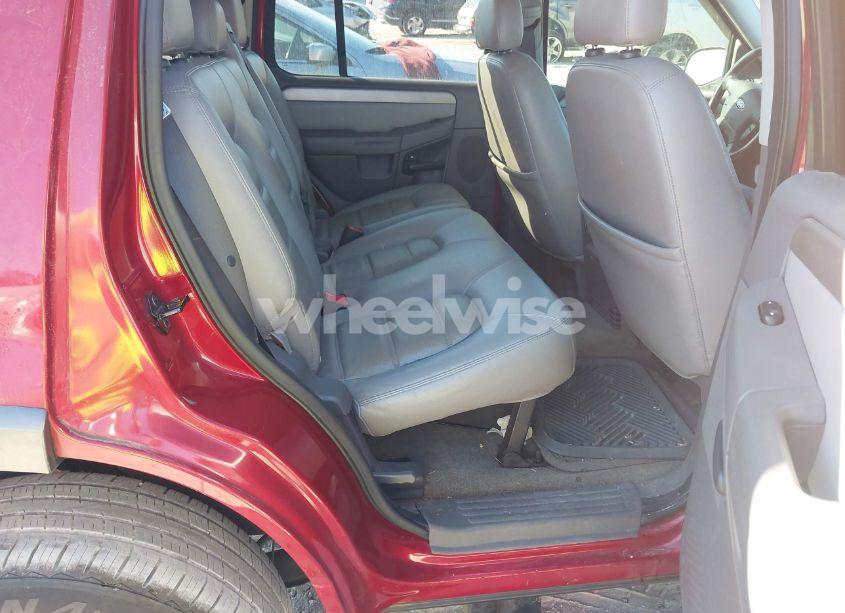 Photo 8 of 2004 Ford Explorer XLT (VIN 1FMZU63W64ZA67102)