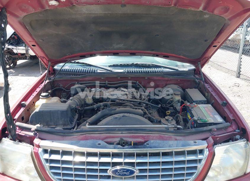 Photo 10 of 2004 Ford Explorer XLT (VIN 1FMZU63W74ZA63298)